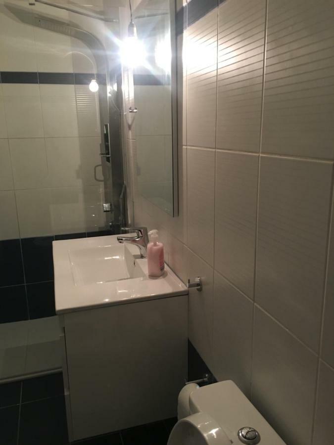 Central 2-Bedroom Luxury Apartment 伊拉克利翁 外观 照片