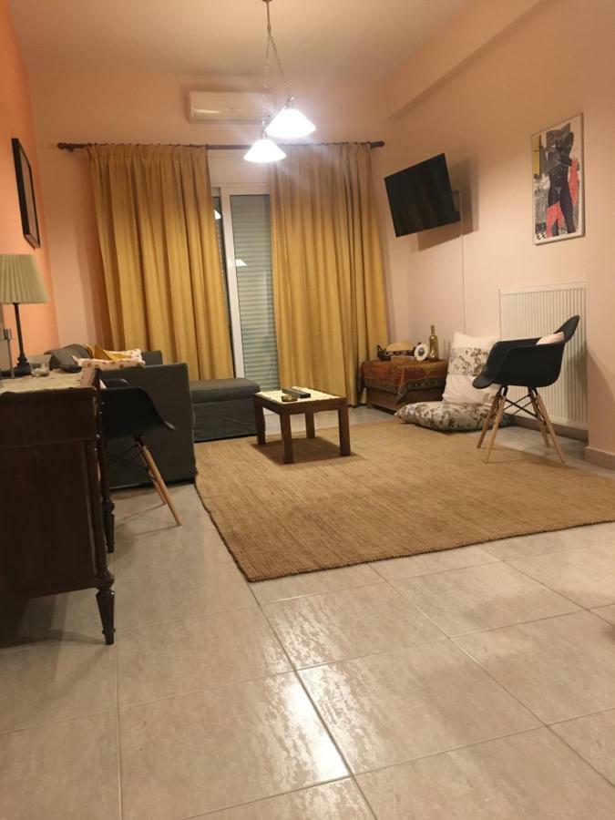 Central 2-Bedroom Luxury Apartment 伊拉克利翁 外观 照片