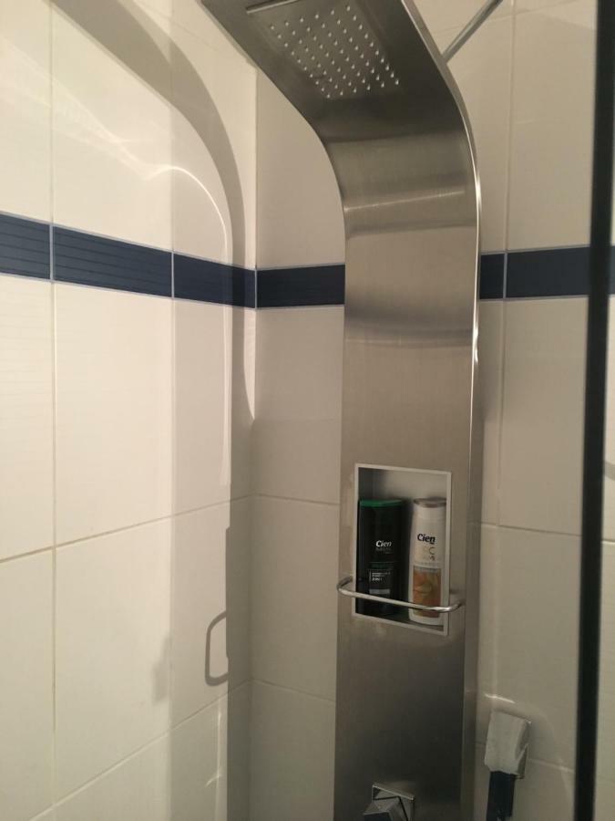 Central 2-Bedroom Luxury Apartment 伊拉克利翁 外观 照片