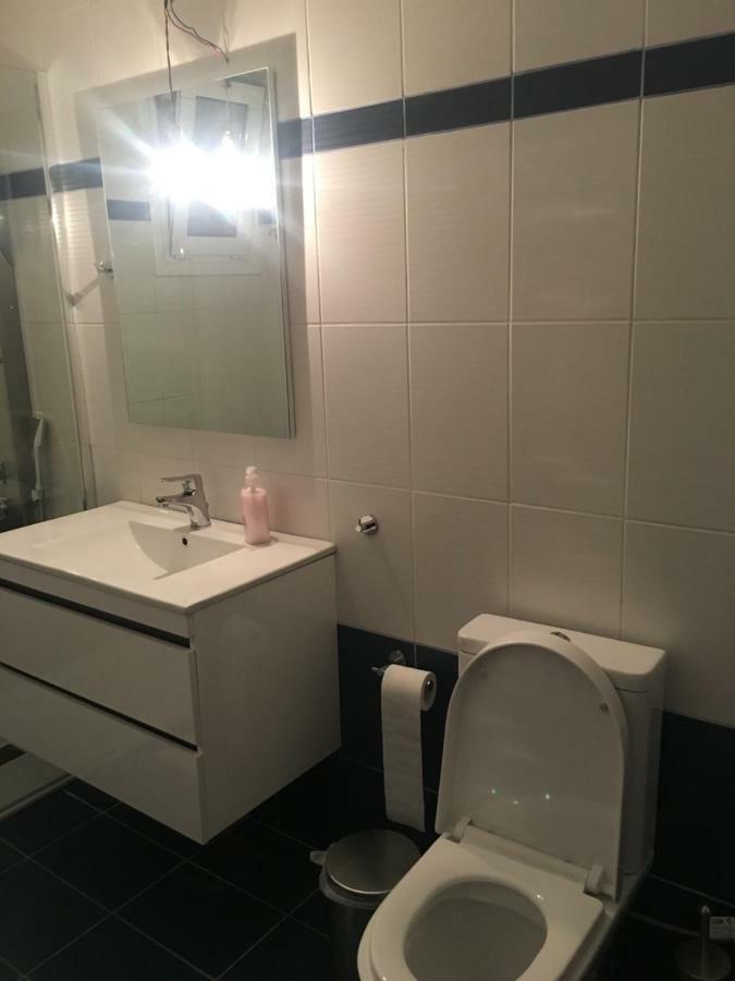 Central 2-Bedroom Luxury Apartment 伊拉克利翁 外观 照片