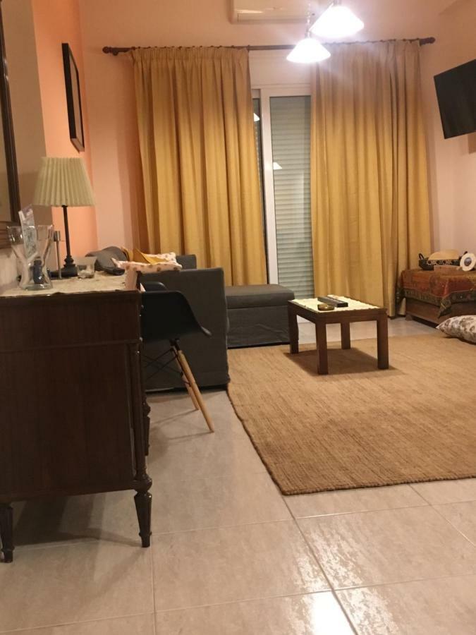Central 2-Bedroom Luxury Apartment 伊拉克利翁 外观 照片